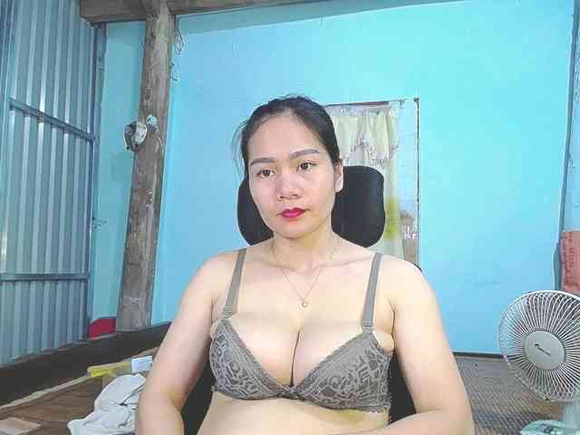 EllaShow93