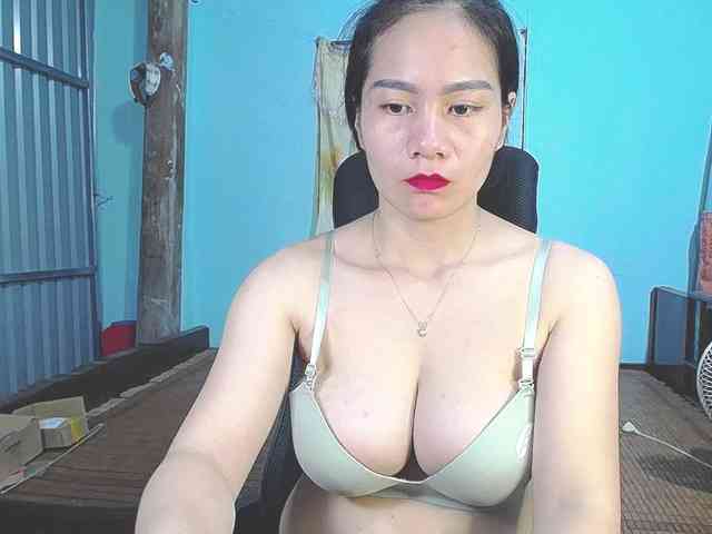 EllaShow93