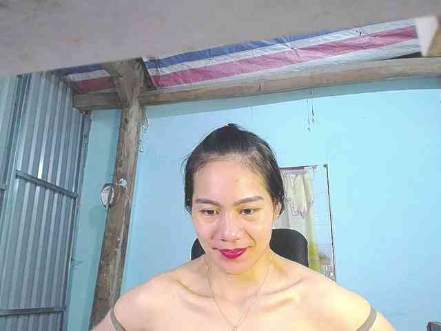 EllaShow93 webcam