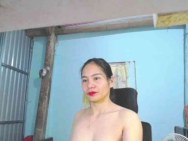 EllaShow93 webcam
