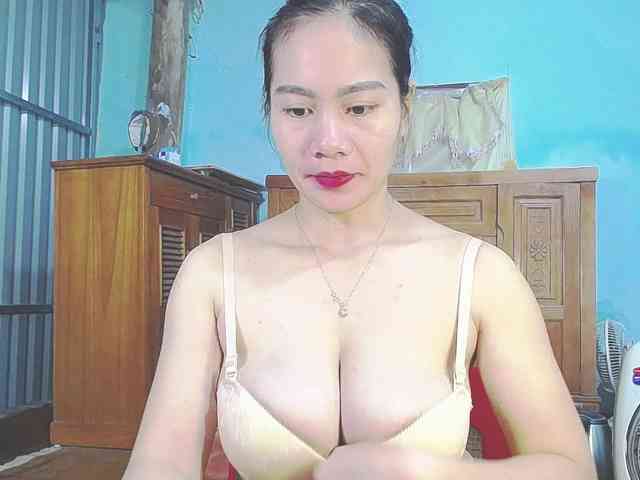 EllaShow93