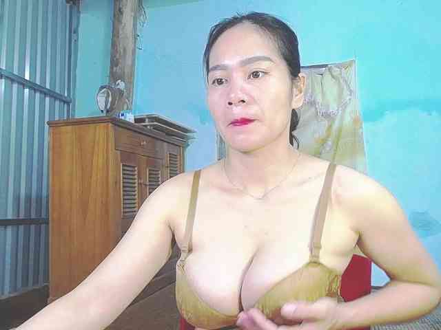 EllaShow93