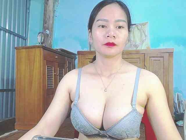 EllaShow93