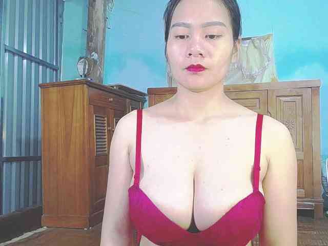 EllaShow93 webcam