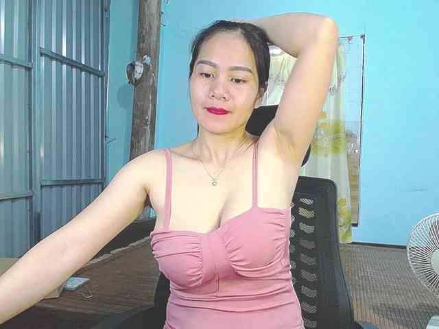 EllaShow93 webcam