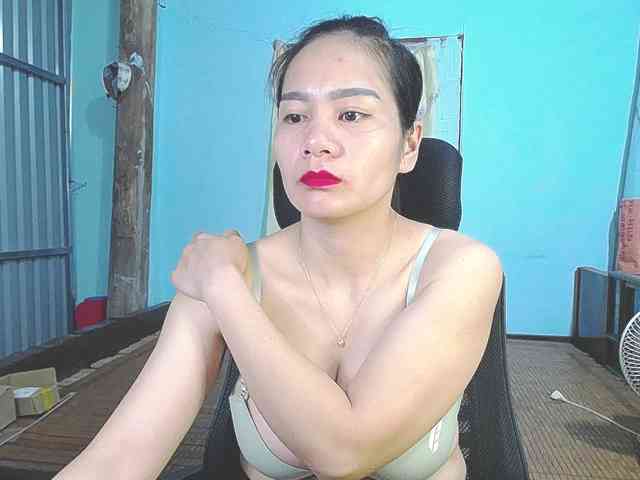 EllaShow93 webcam