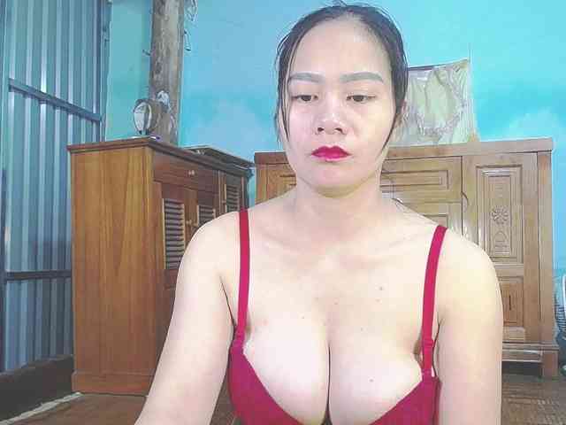 EllaShow93 webcam