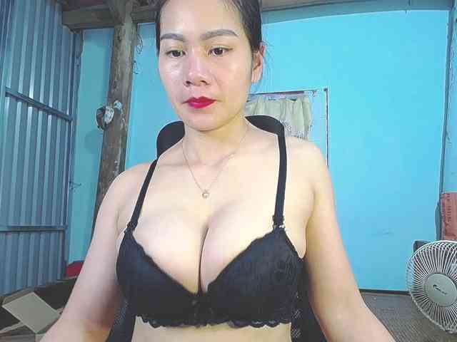 nude online chat EllaShow93