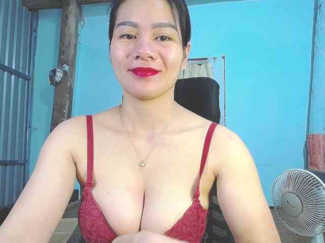 EllaShow93 webcam