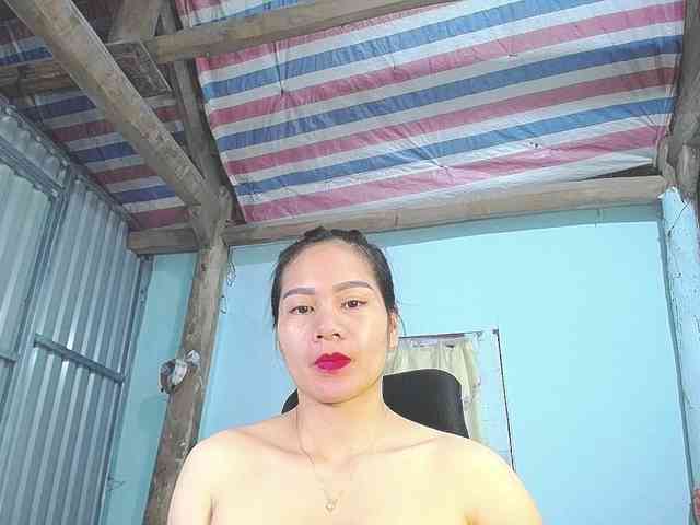EllaShow93 webcam