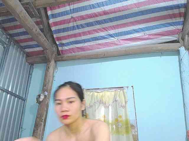 EllaShow93 webcam