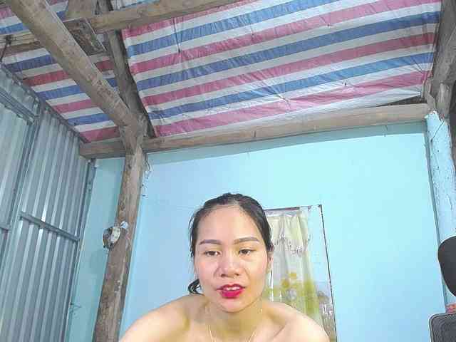 EllaShow93 webcam