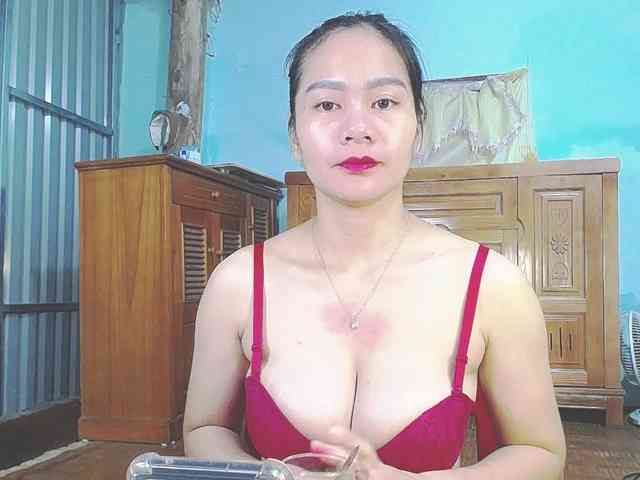 EllaShow93