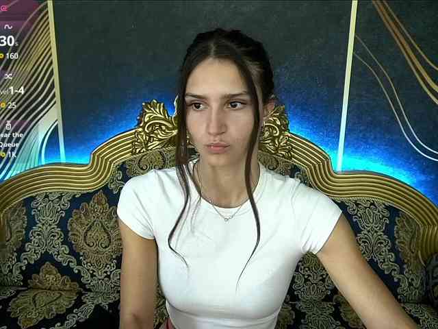 ValeryRoyale webcam