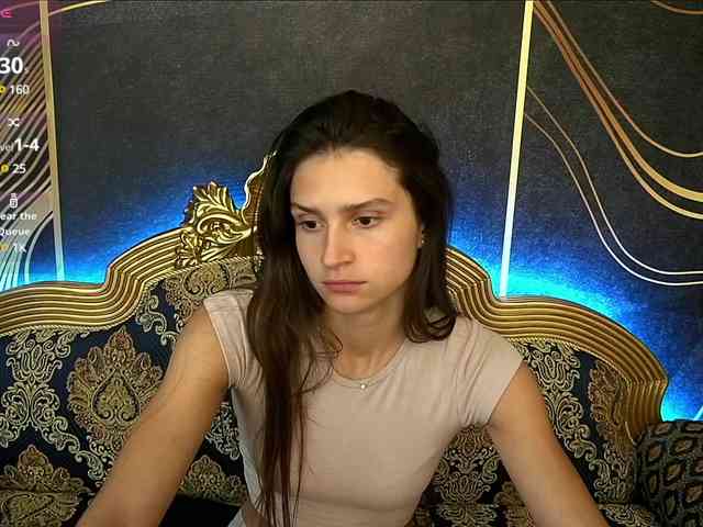 ValeryRoyale webcam