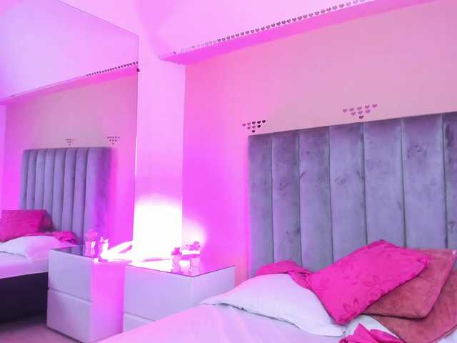 Giselle-Roldan's BongaCams show and profile