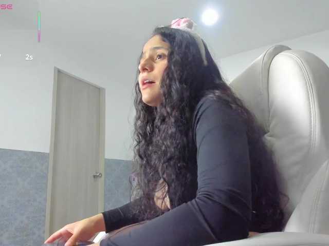  Giselle-Roldan chat room
