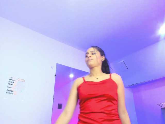 Giselle-Roldan's BongaCams show and profile