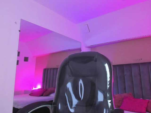 Giselle-Roldan's BongaCams show and profile