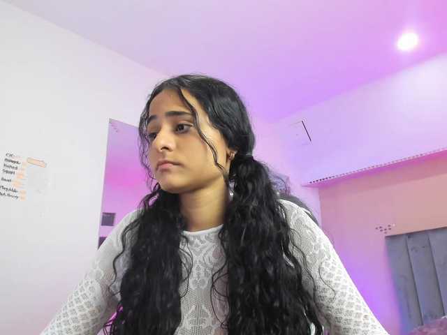 Giselle-Roldan's BongaCams show and profile