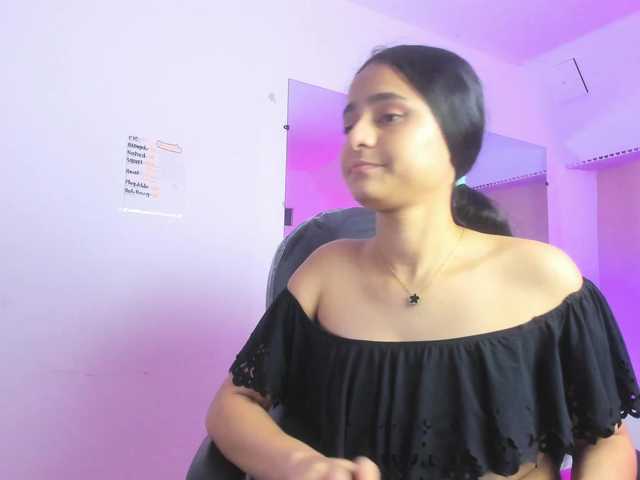Giselle-Roldan's BongaCams show and profile