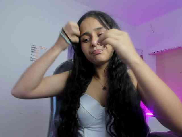 Giselle-Roldan webcam