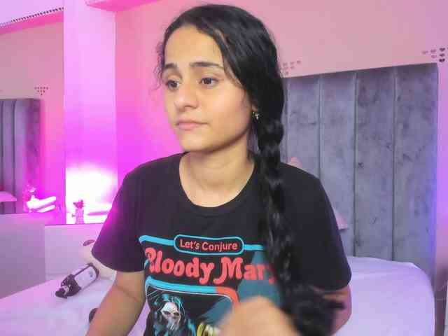 Giselle-Roldan webcam