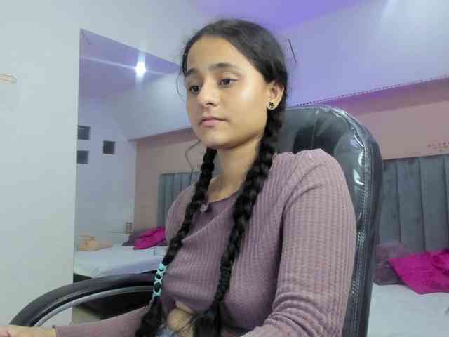 Giselle-Roldan webcam