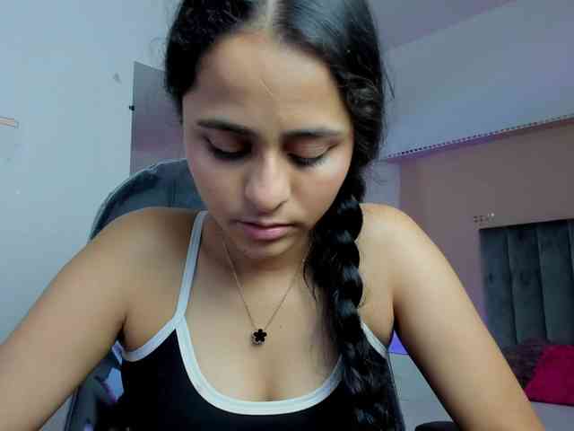 Giselle-Roldan webcam