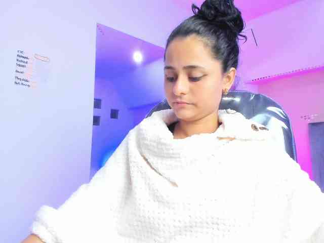 Giselle-Roldan webcam