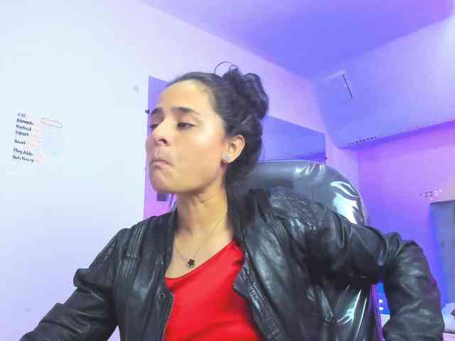 Giselle-Roldan webcam