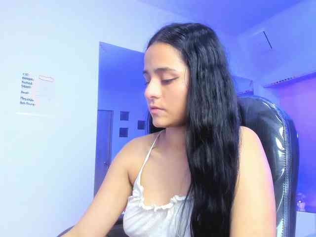 Giselle-Roldan webcam