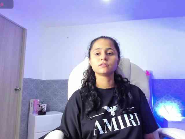 Giselle-Roldan webcam