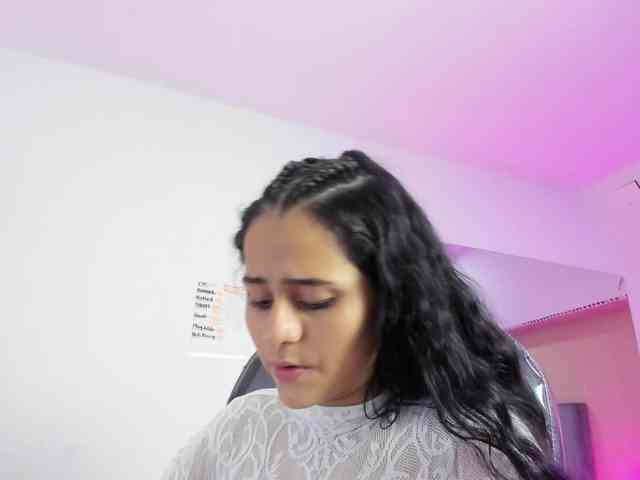 Giselle-Roldan webcam