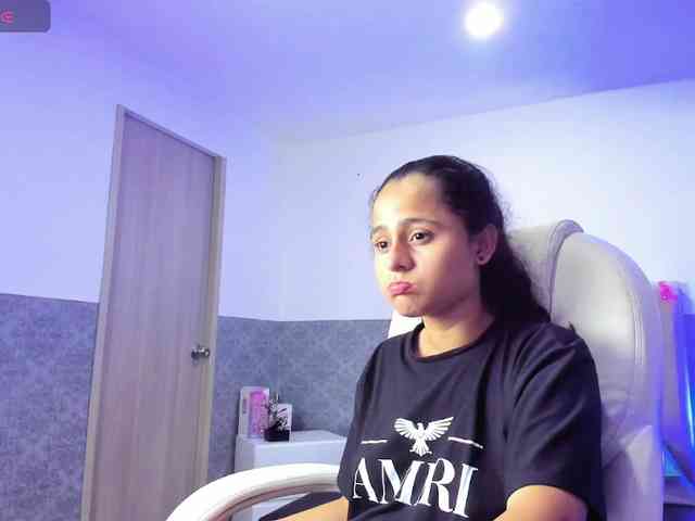 Giselle-Roldan webcam