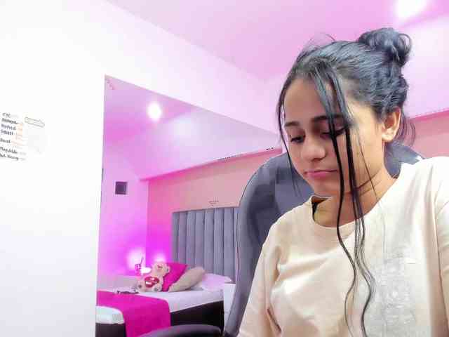 Giselle-Roldan Giselle-Roldan