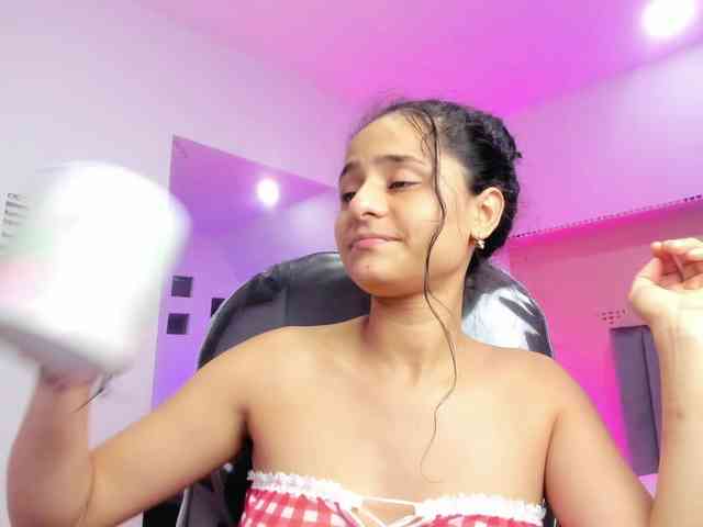 Giselle-Roldan webcam