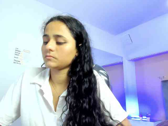 Giselle-Roldan webcam