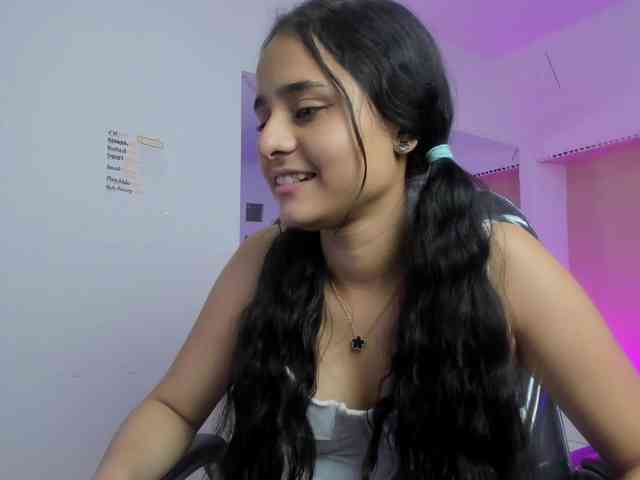 Giselle-Roldan webcam