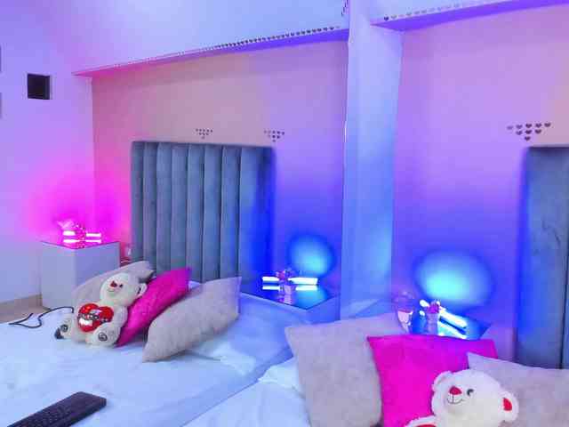 Giselle-Roldan webcam