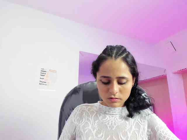 Giselle-Roldan webcam