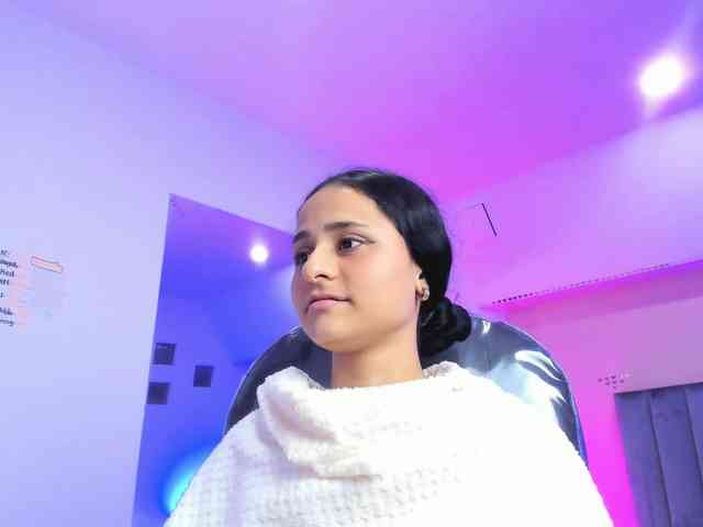 Giselle-Roldan webcam