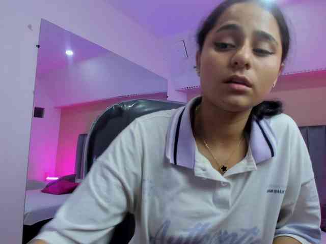 Giselle-Roldan webcam