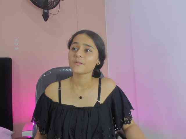 Giselle-Roldan webcam