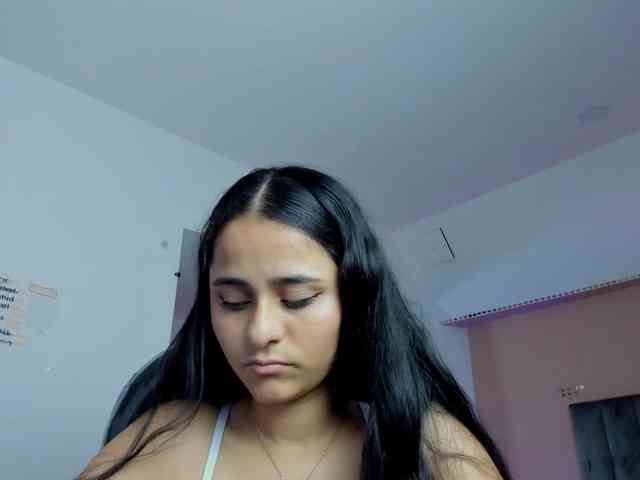 Giselle-Roldan webcam