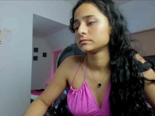 Giselle-Roldan webcam