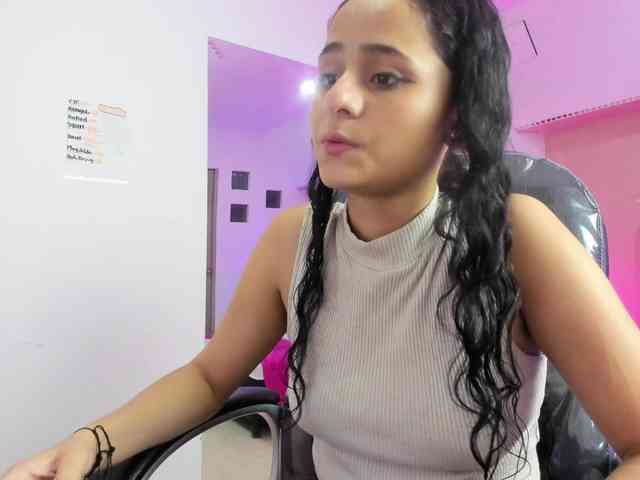 Giselle-Roldan webcam