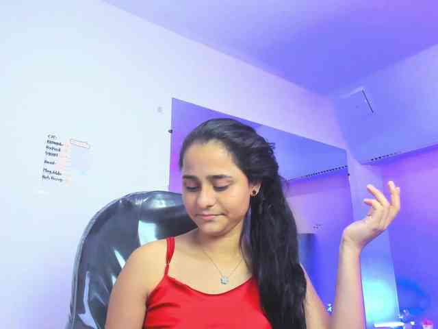 Giselle-Roldan webcam