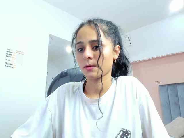 Giselle-Roldan webcam