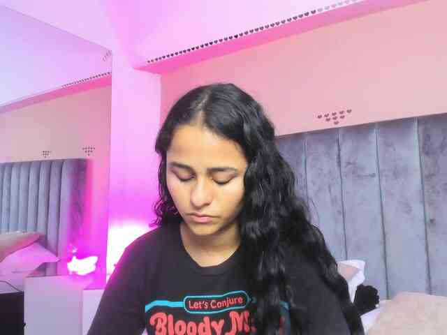 Giselle-Roldan webcam